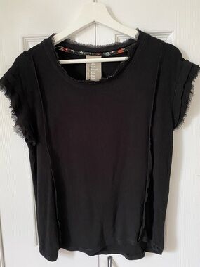 Anthropologie Dolan Left Coast Black Raw-Edge Short Sleeve Top Size Small